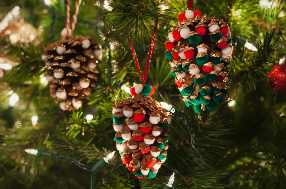 How to Make Kid-Friendly Pinecone Ornaments