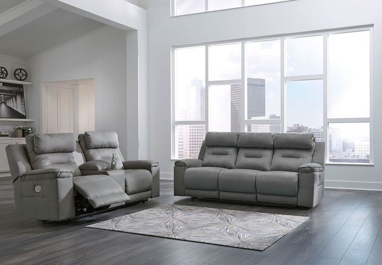 4 Reasons to Buy a Reclining Sofa