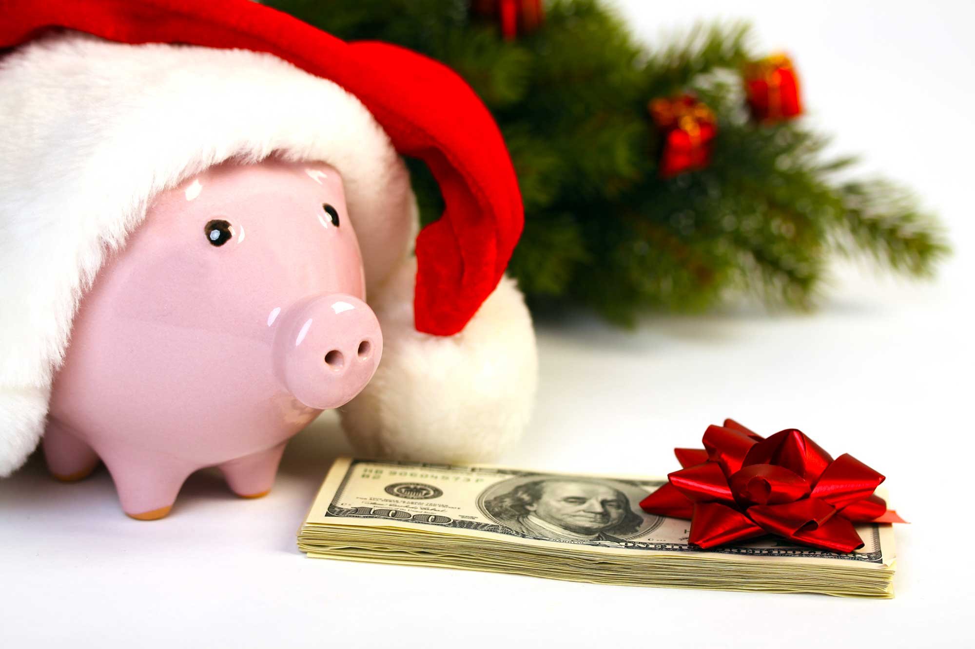 5 Ways to Spend Less During the Holidays